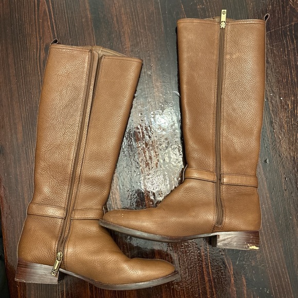 Tory Burch - Picture 2 of 8